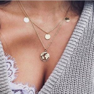 PRICE DROP ⬇️ Gold Layered World Globe Necklace